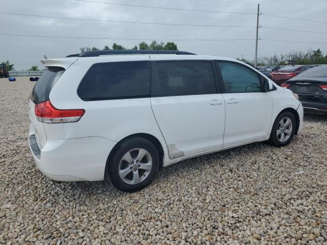 5TDKK3DC5BS076323 - 2011 TOYOTA SIENNA LE WHITE photo 3