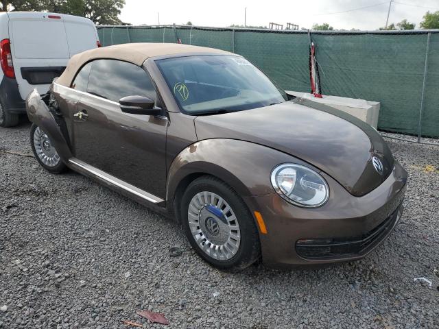 3VW5X7AT1EM805901 - 2014 VOLKSWAGEN BEETLE BROWN photo 4