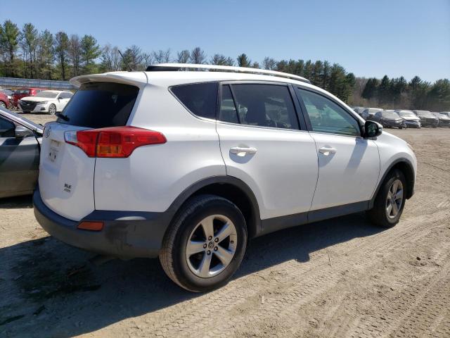 2T3RFREV9FW292587 - 2015 TOYOTA RAV4 XLE WHITE photo 3