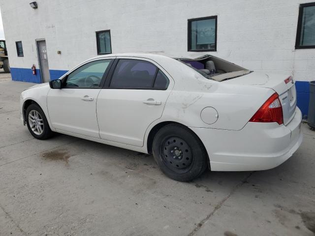 3FAHP0GA7CR350622 - 2012 FORD FUSION S WHITE photo 2