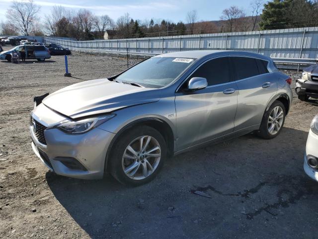 SJKCH5CP5HA036863 - 2017 INFINITI QX30 BASE SILVER photo 1