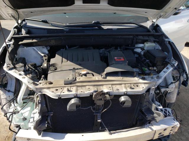 5TDKKRFH2GS164605 - 2016 TOYOTA HIGHLANDER XLE WHITE photo 11