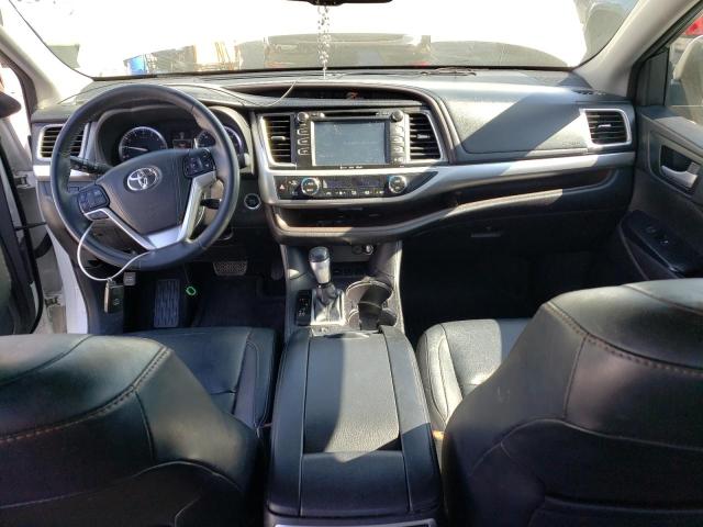 5TDKKRFH2GS164605 - 2016 TOYOTA HIGHLANDER XLE WHITE photo 8