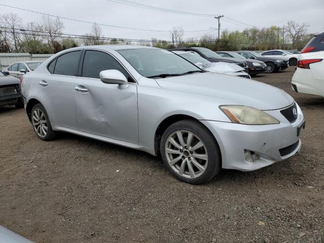 JTHCK262772018066 - 2007 LEXUS IS 250 SILVER photo 4