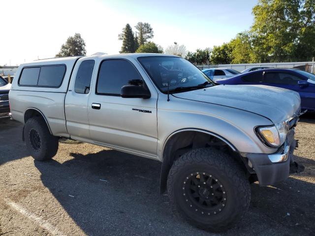 5TESN92N4YZ710134 - 2000 TOYOTA TACOMA XTRACAB PRERUNNER 银色 照片 4