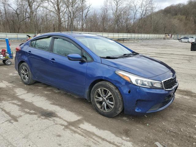 3KPFK4A7XHE064895 - 2017 KIA FORTE LX BLUE photo 4