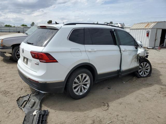 3VV2B7AX9JM001753 - 2018 VOLKSWAGEN TIGUAN SE WHITE photo 3