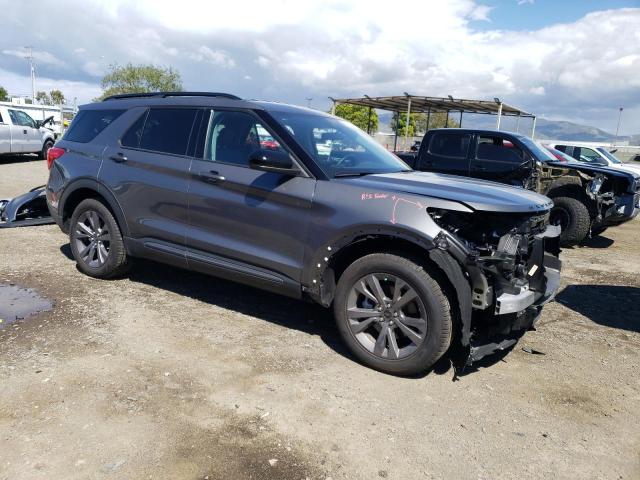 1FMSK7DH3PGA88695 - 2023 FORD EXPLORER XLT GRAY photo 4