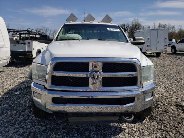 3C7WRNFL2FG607183 - 2015 RAM 5500 WHITE photo 5