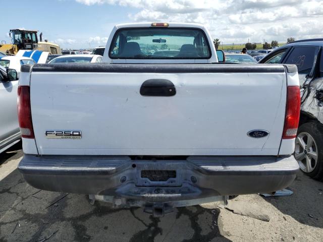 1FTNF20566ED87967 - 2006 FORD F250 SUPER DUTY WHITE photo 6