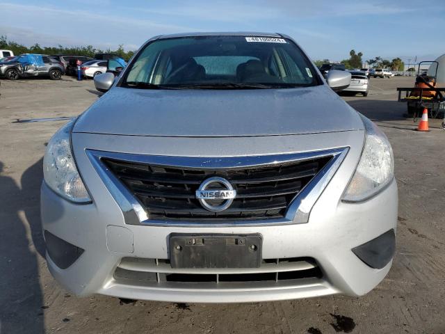 3N1CN7AP6GL828766 - 2016 NISSAN VERSA S SILVER photo 5