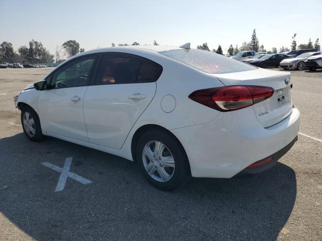 3KPFK4A7XHE057185 - 2017 KIA FORTE LX WHITE photo 2