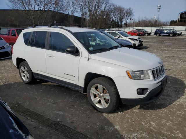 1C4NJDBB6DD245361 - 2013 JEEP COMPASS SPORT WHITE photo 4