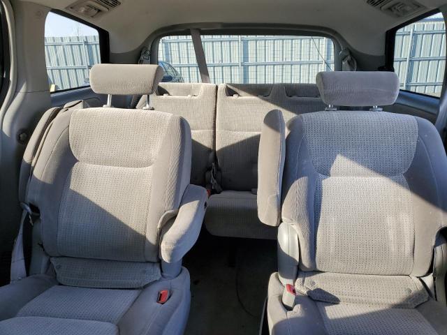 5TDZK23C77S018067 - 2007 TOYOTA SIENNA CE SILVER photo 10