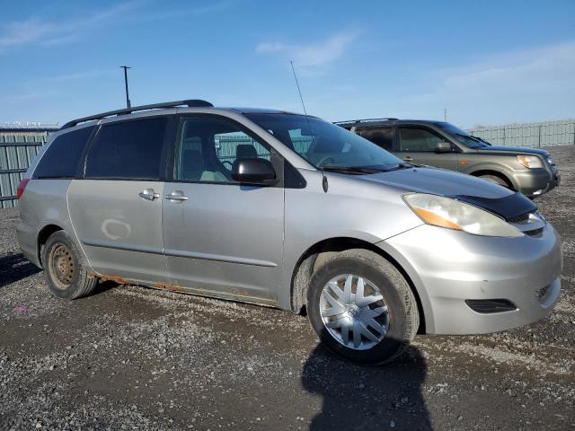 5TDZK23C77S018067 - 2007 TOYOTA SIENNA CE SILVER photo 4