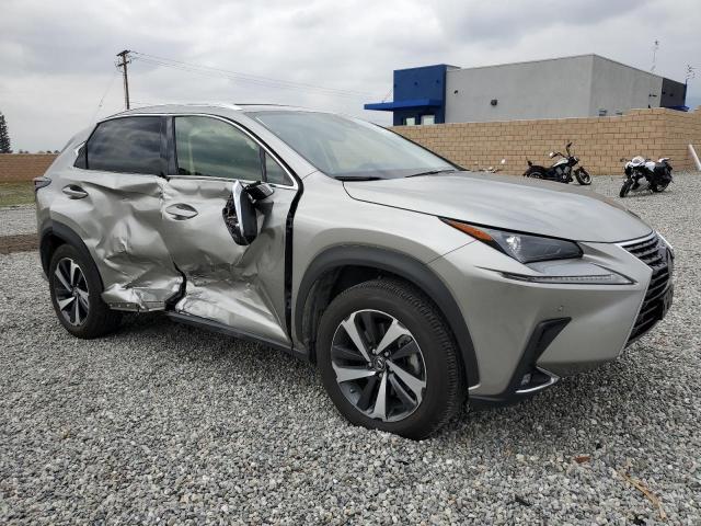 JTJGARBZ3M2185857 - 2021 LEXUS NX 300 BASE Gümüş foto 4