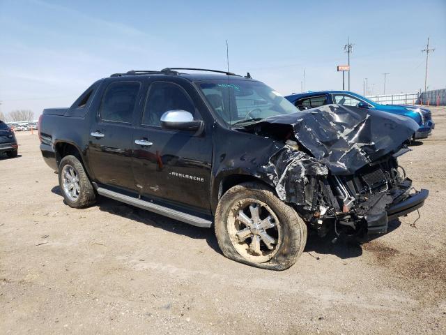 3GNMCFE04BG162336 - 2011 CHEVROLET AVALANCHE LT BLACK photo 4