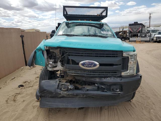1FD0X4HY3HEB84793 - 2017 FORD F450 SUPER DUTY TURQUOISE photo 5