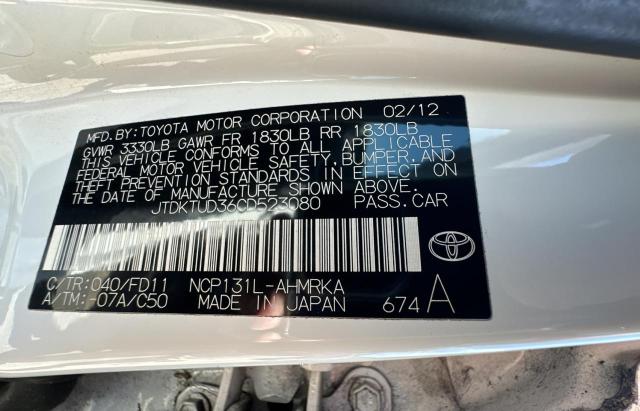 JTDKTUD36CD523080 - 2012 TOYOTA YARIS WHITE photo 10