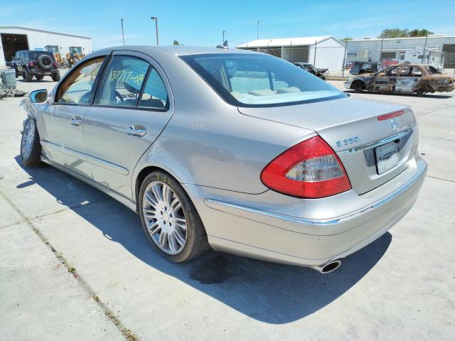 WDBUF56X08B261208 - 2008 MERCEDES-BENZ E 350 GOLD photo 3