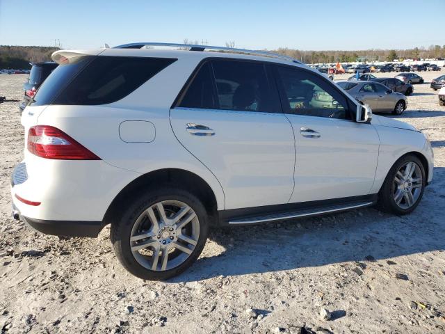 4JGDA5HB6FA615880 - 2015 MERCEDES-BENZ ML 350 4MATIC WHITE photo 3