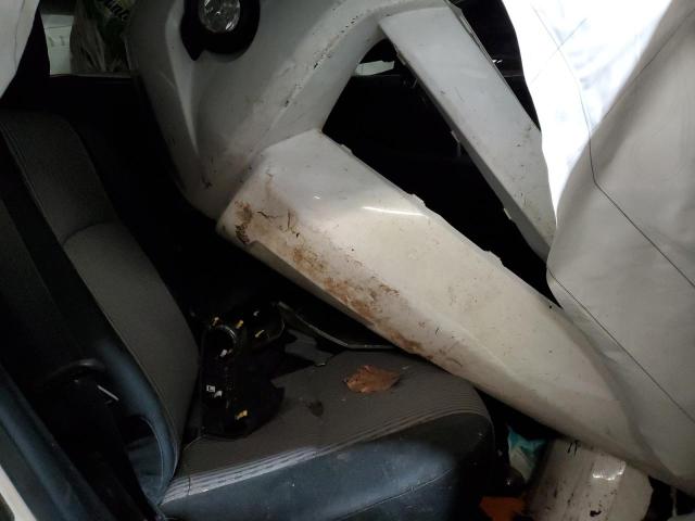 JTEBU5JR3G5287592 - 2016 TOYOTA 4RUNNER SR5/SR5 PREMIUM WHITE photo 11