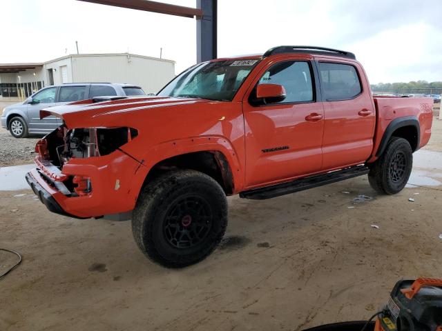 3TYCZ5AN9PT118733 - 2023 TOYOTA TACOMA DOUBLE CAB ORANGE photo 1