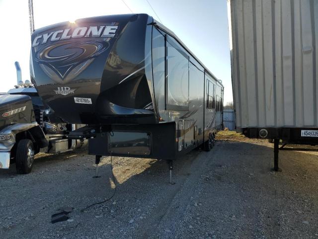 5SFCG4336FE289691 - 2015 HEARTLAND CYCLONE ნაცრისფერი ფოტო 2