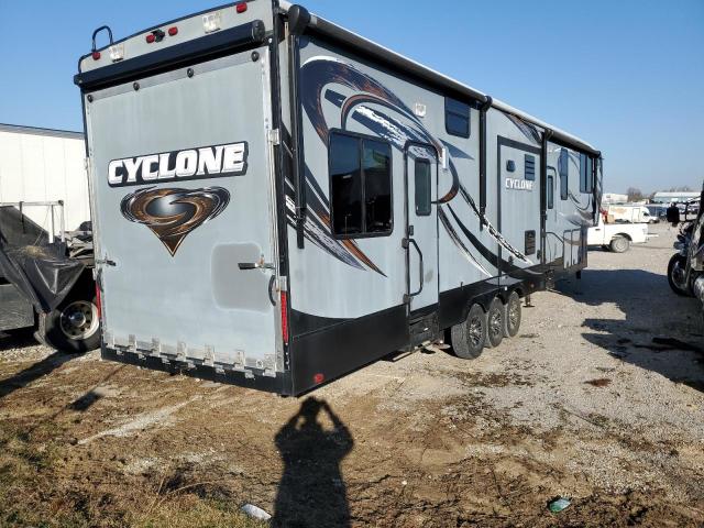 5SFCG4336FE289691 - 2015 HEARTLAND CYCLONE ნაცრისფერი ფოტო 4