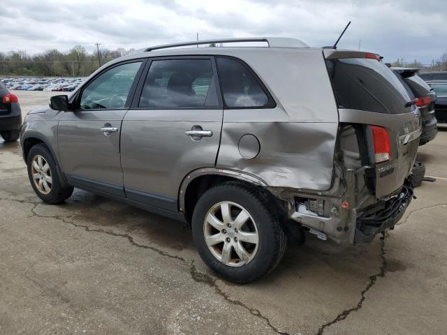 5XYKT3A69CG249593 - 2012 KIA SORENTO BASE SILVER photo 2