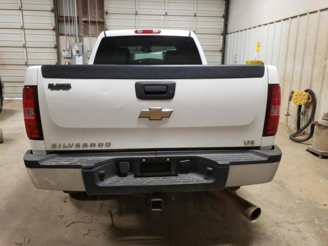 1GCHC636X9F184919 - 2009 CHEVROLET SILVERADO C2500 HEAVY DUTY LTZ WHITE photo 6