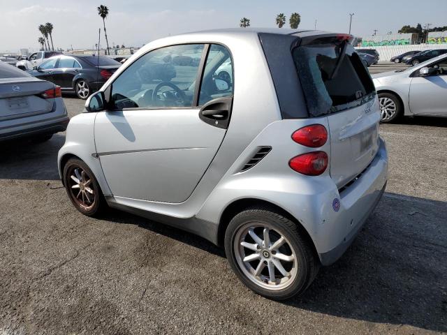 WMEEJ31XX8K206685 - 2008 SMART FORTWO PURE SILVER photo 2