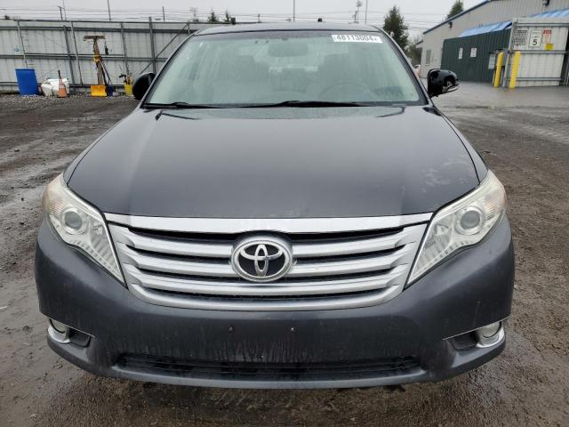 4T1BK3DB8BU385265 - 2011 TOYOTA AVALON BASE 灰色 照片 5