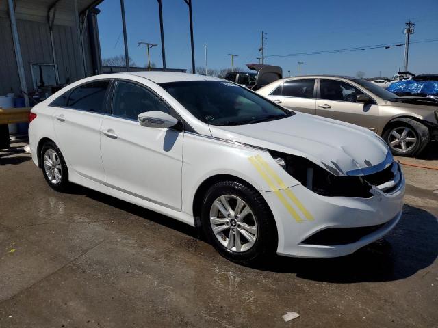 5NPEB4AC3EH929836 - 2014 HYUNDAI SONATA GLS WHITE photo 4