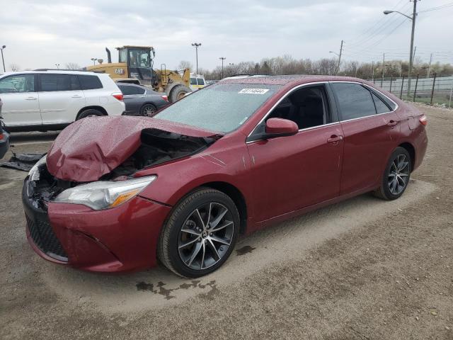 4T1BF1FK0HU678902 - 2017 TOYOTA CAMRY LE RED photo 1