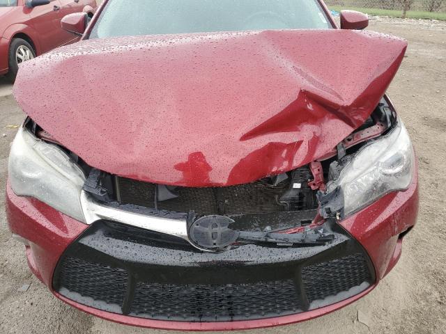 4T1BF1FK0HU678902 - 2017 TOYOTA CAMRY LE RED photo 11