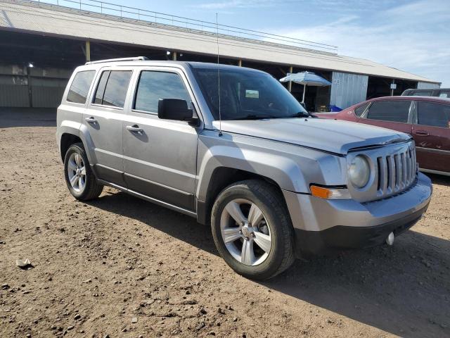 1C4NJPBB2GD777583 - 2016 JEEP PATRIOT SPORT SILVER photo 4