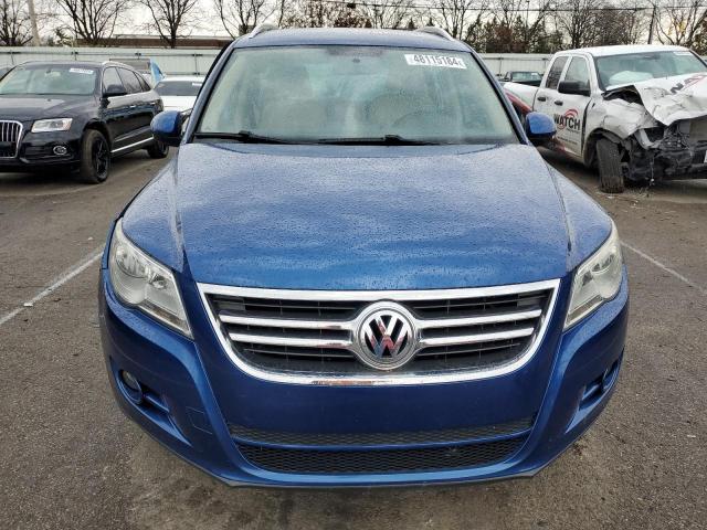 WVGAV7AX9AW002673 - 2010 VOLKSWAGEN TIGUAN S BLUE photo 5