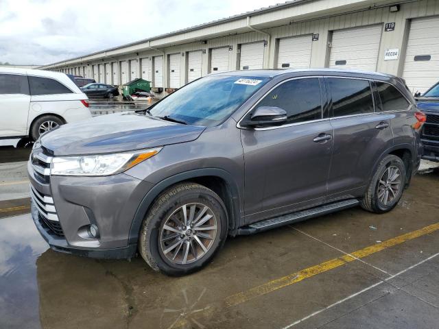 2017 TOYOTA HIGHLANDER SE, 