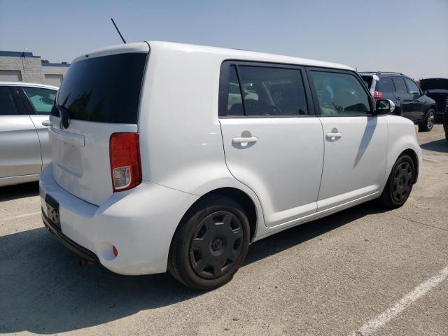 JTLZE4FE3DJ033128 - 2013 TOYOTA SCION XB WHITE photo 3