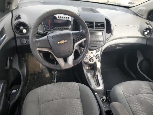 1G1JA6SHXD4228652 - 2013 CHEVROLET SONIC LS WHITE photo 8