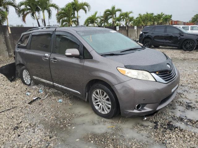 5TDYK3DC4DS297005 - 2013 TOYOTA SIENNA XLE CHARCOAL photo 4