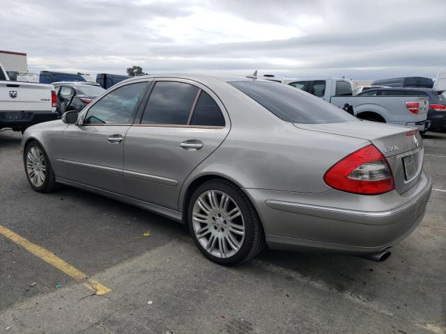 WDBUF56X97B072152 - 2007 MERCEDES-BENZ E 350 GRAY photo 2