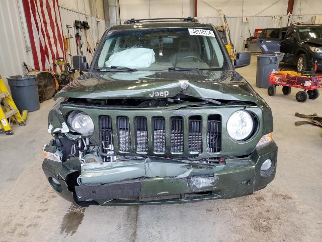 1J8FT48W67D352383 - 2007 JEEP PATRIOT LIMITED GREEN photo 5