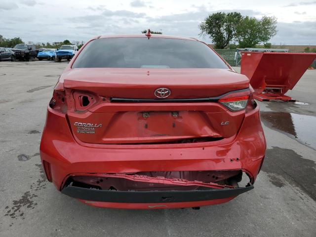 5YFEPRAE3LP046643 - 2020 TOYOTA COROLLA LE RED photo 6