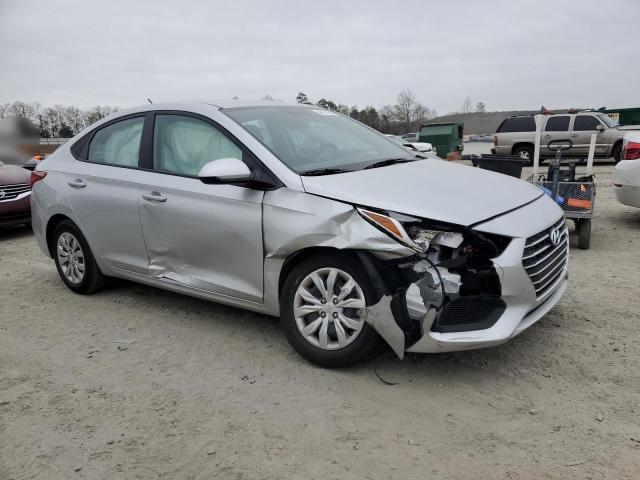 3KPC24A63NE176993 - 2022 HYUNDAI ACCENT SE SILVER photo 4