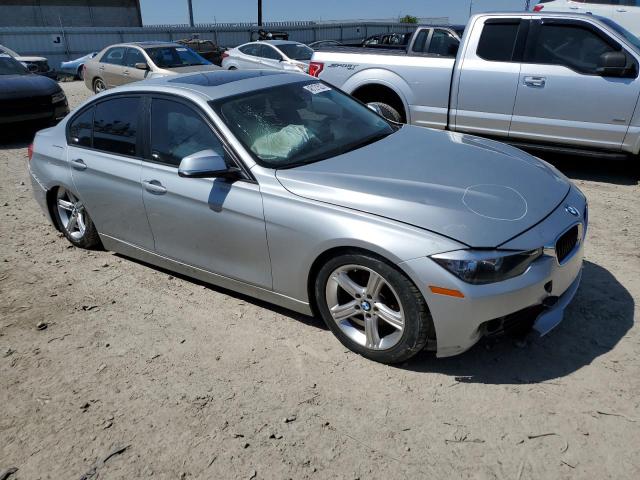 WBA3C3G56FNS76599 - 2015 BMW 320 I XDRIVE SILVER photo 4