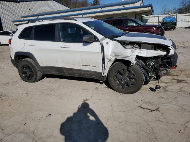 1C4PJMBB2GW176413 - 2016 JEEP CHEROKEE TRAILHAWK WHITE photo 4