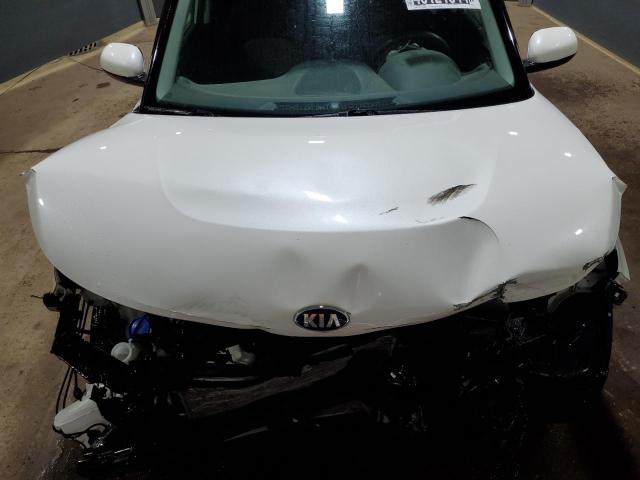 KNDJ23AU8M7760742 - 2021 KIA SOUL LX WHITE photo 12