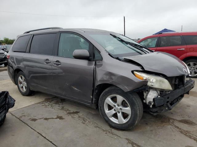 5TDKK3DC1FS642113 - 2015 TOYOTA SIENNA LE GRAY photo 4